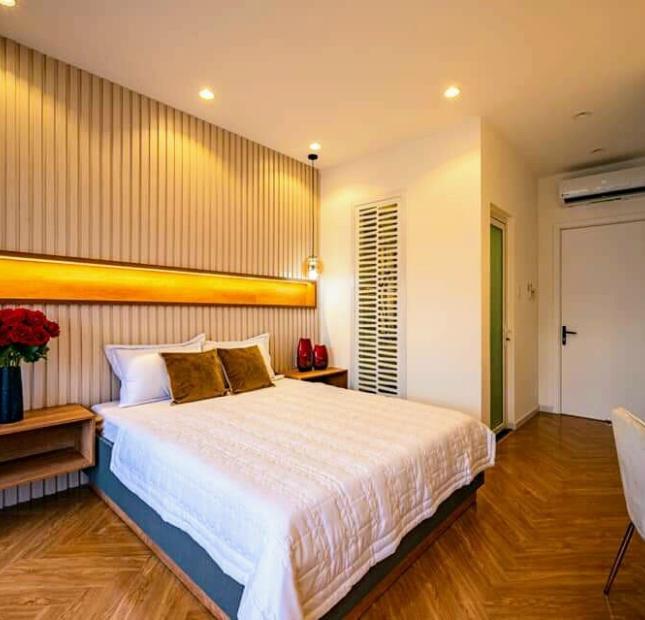 LUNG LINH!!! Nhà mới tặng NTCC, Hẻm xe hơi Thành Thái, P.14 Q.10- 4x18m 5 tầng - Giá chỉ 18 tỷ TL