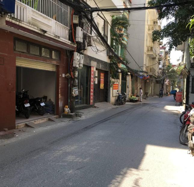 Bán đất Chùa Láng 200m mt 20m sổ đỏ chính chủ