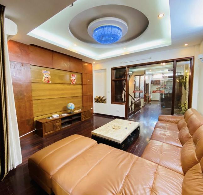 Nhà Tô Vĩnh Diện 65m Phân lô Ô tô vào nhà 2 thoáng Tặng nội thất Ở ngay Văn phòng
