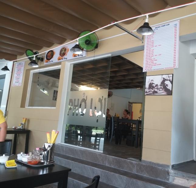 Cần se lại mặt bằng để làm cafe, nước uống PMH,Q7