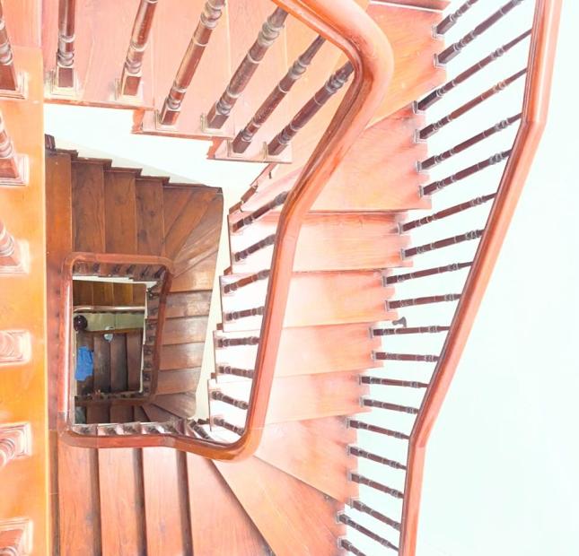 Bán nhà Nguyễn Văn Trỗi, 55m2, mặt tiền rộng 4m, full tiện nghi