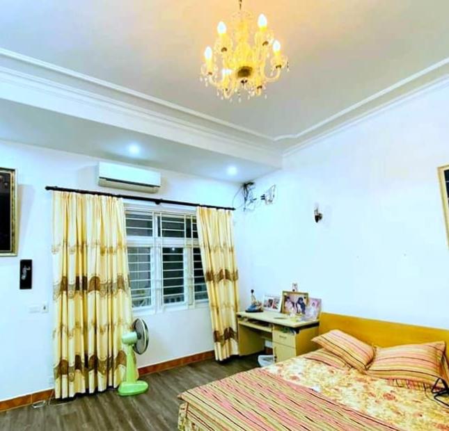 Bán nhà Vũ Thạnh 35m Lô góc Ô tô tránh 3 thoáng hoạt động giá bèo