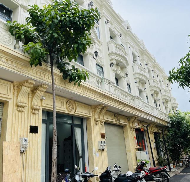 Nhà phố mặt tiền đường Tô Hiệu, Tân Phú, SHR. Giá 9.3 tỷ