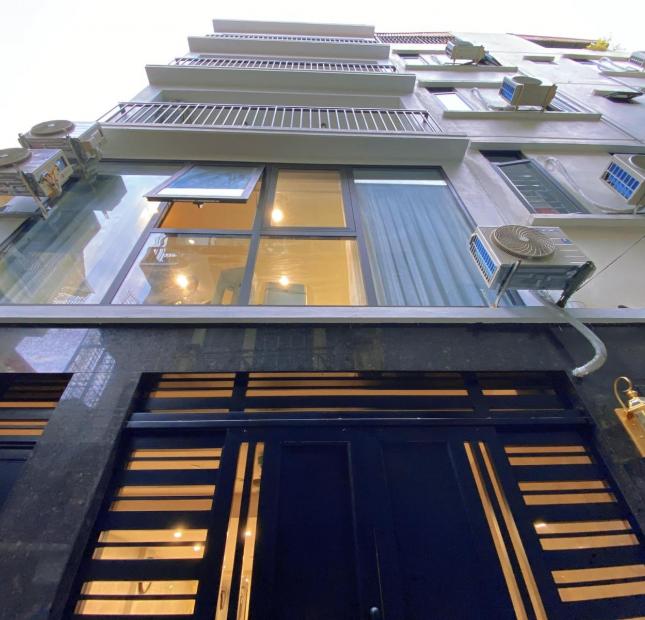 Cho thuê nhà Nguyễn Chánh, 80m2, 4 tầng, ô tô đỗ cửa làm văn phòng, spa