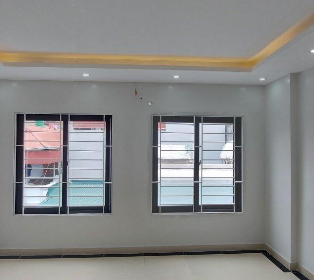  Cần bán nhà 35m2x5T tại Yên Bình-Hà Đông, giáp LK Văn Quán, Giá 4,35 Tỷ , Lh: 0984672007