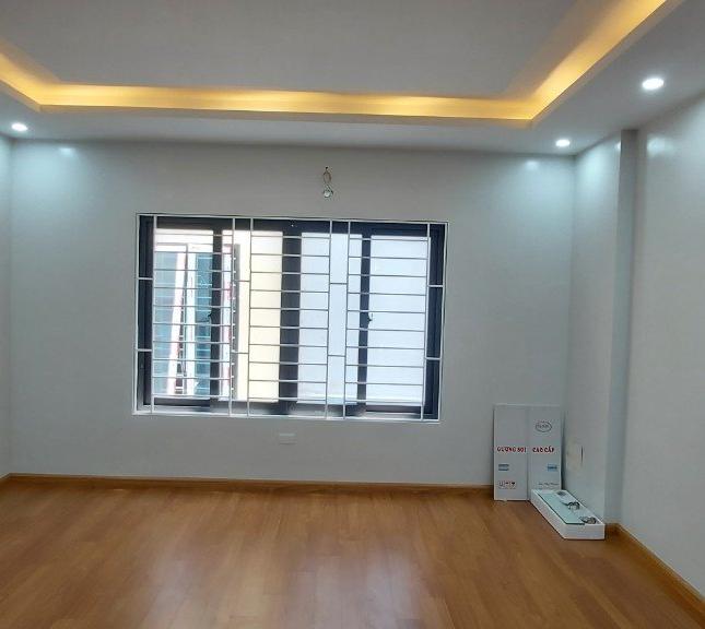  Cần bán nhà 35m2x5T tại Yên Bình-Hà Đông, giáp LK Văn Quán, Giá 4,35 Tỷ , Lh: 0984672007