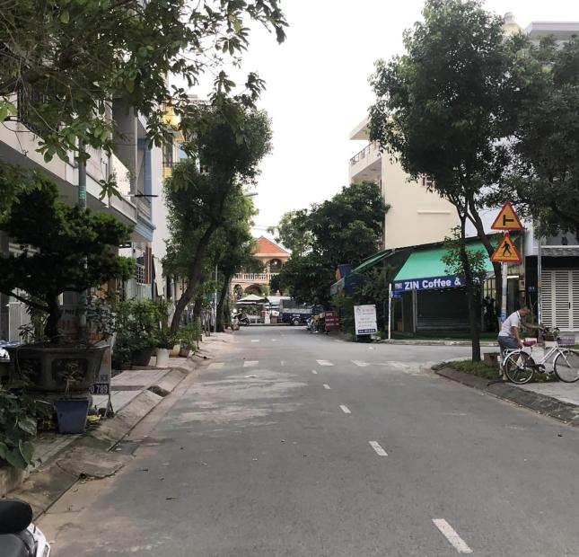 BÁN ĐẤT NỀN-ĐSỐ 2B-KHU CÔNG ÍCH-PHÚ MỸ-QUẬN 7-80M2.GIÁ:10.8 TỶ