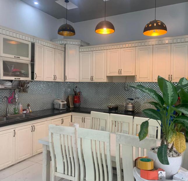 (THƠM) Bán BIỆT THỰ 4T HXH Quang Trung, NGANG 8M, 120 m2, chỉ 8 tỷ. 0967229394