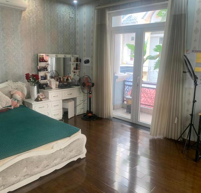 (THƠM) Bán BIỆT THỰ 4T HXH Quang Trung, NGANG 8M, 120 m2, chỉ 8 tỷ. 0967229394