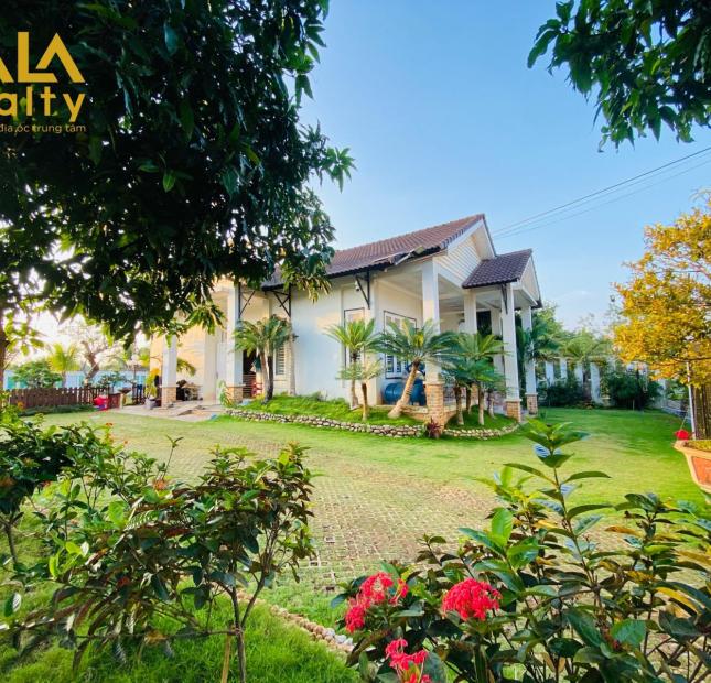 Nhà vườn Villa đẹp ngay trung tâm TP Buôn Ma Thuột 1.500m2 (38x40m) - giá 18 tỷ