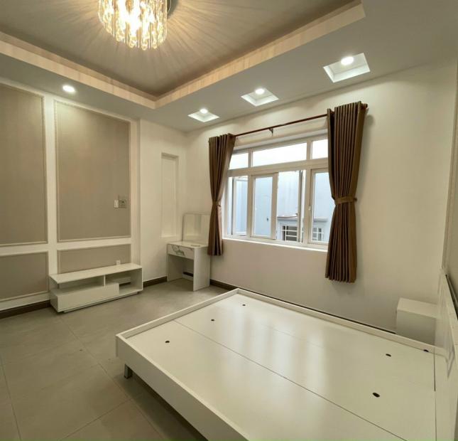 Bán nhà hẻm xe hơi,diện tích: 4.5x15m nở hậu 5m,4 tầng lầu, Ngô Quyền ,giá: 12 tỷ , Phường 5, Quận 10.