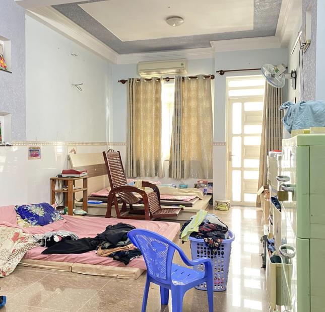 (HOT) Bán Nhà HXH Quang Trung, 90tr/m2, 4T, 7PN, NỞ HẬU, 0967229394