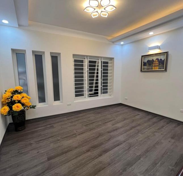 Bán nhà đẹp chính chủ 4tầng 55m2 chỉ 5.2tỷ 110/66 Trần Duy Hưng Cầu Giấy(3)