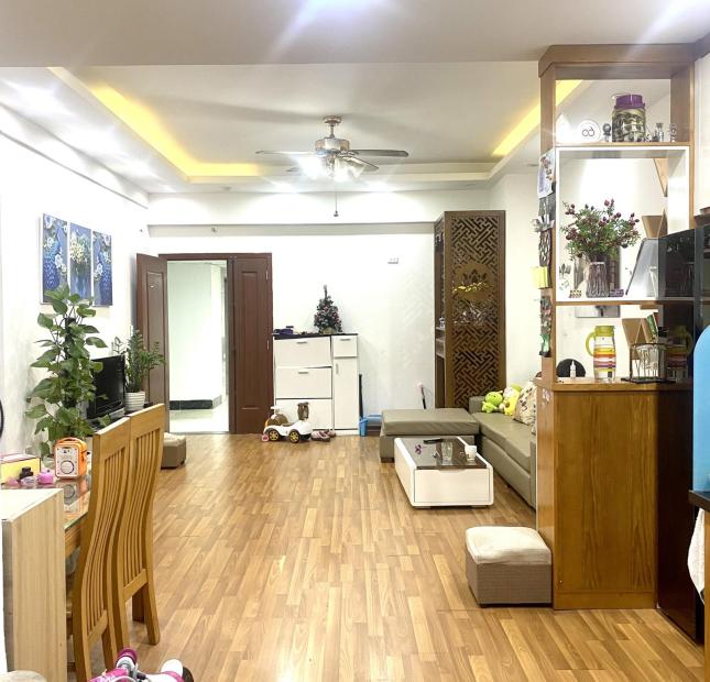 Chính Chủ Cần Bán Nhà Tòa CT5 Đẹp Tại Hà Đông – Hà Nội