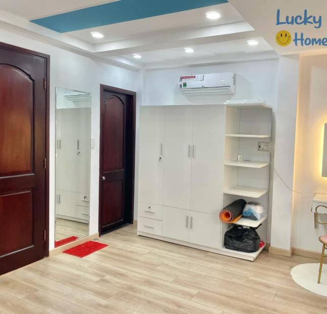 BÁN NHÀ ĐẸP, 2 MẶT HXH PHAN XÍCH LONG, GẦN BV HOÀN MỸ, 5 TẦNG, NGANG LỚN, SỔ VUÔNG, 40M2, 9 TỶ