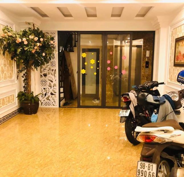 Bán nhà đường Láng, quận Đống Đa, Hà Nội, 51m 5.95 tỷ Lô góc nhà đẹp ở ngay 0913978689