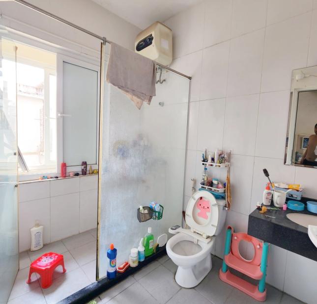 Nhà Võng Thị 41m Ô tô vào nhà Hai thoáng Gần hồ Tây Giá hiếm