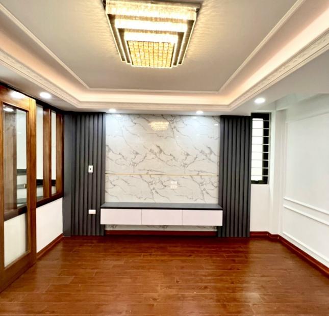 HIẾM CÓ CHỈ 3 TỶ CÓ NHÀ 4 TẦNG 45M2 Ô TÔ ĐỔ CỬA, NGAY CẠNH KHU ĐÔ THỊ