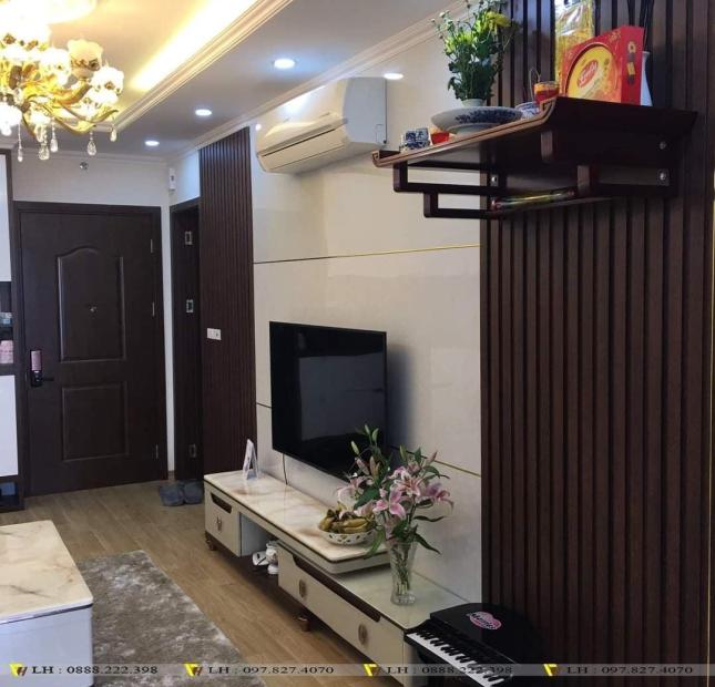 Gia đình cần bán gấp căn hộ 2 ngủ CT12 Văn Phú, giá 2.1 tỷ
