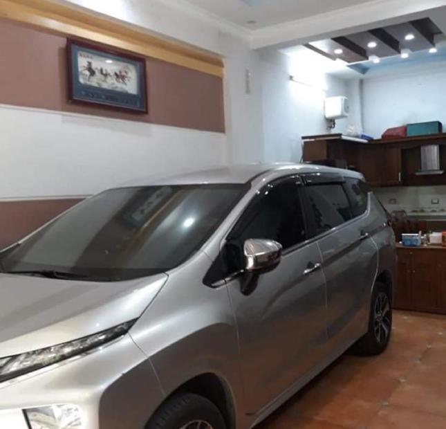 Bán nhà Văn Cao – Quận Ba Đình: phân lô vỉa hè, Gara oto gần Hồ Tây. 44m2x5T Giá 10.8 tỷ