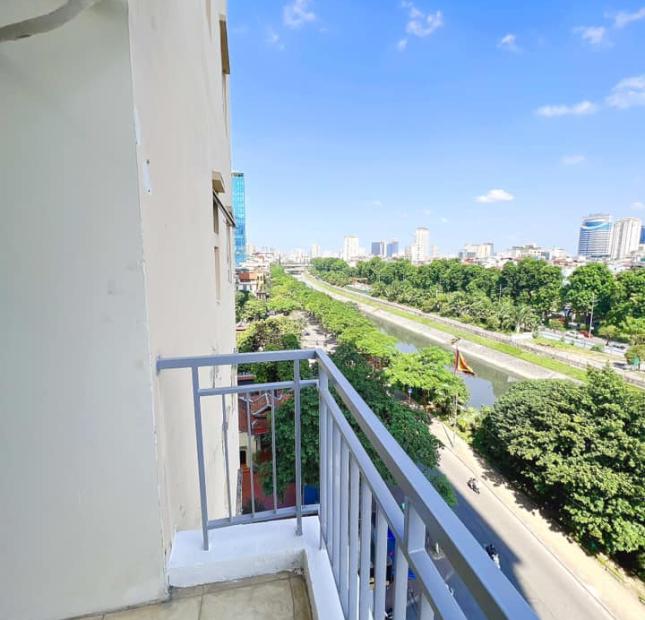 Bán căn hộ chung cư Trung Hòa, vị trí trung tâm, giao thông thuận tiện, ở ngay, 2.9 tỷ