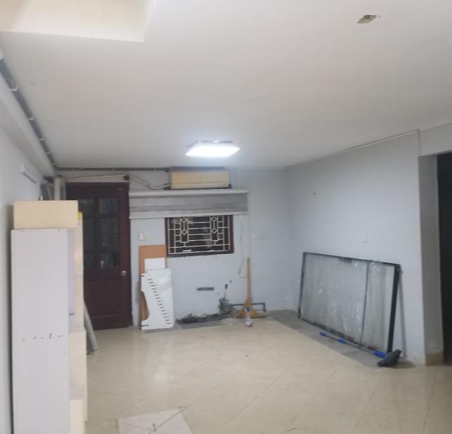 Cho thuê nhà phố Hưng Gia, Phú Mỹ Hưng, Q7, giá rẻ nhất chỉ 1800$/th