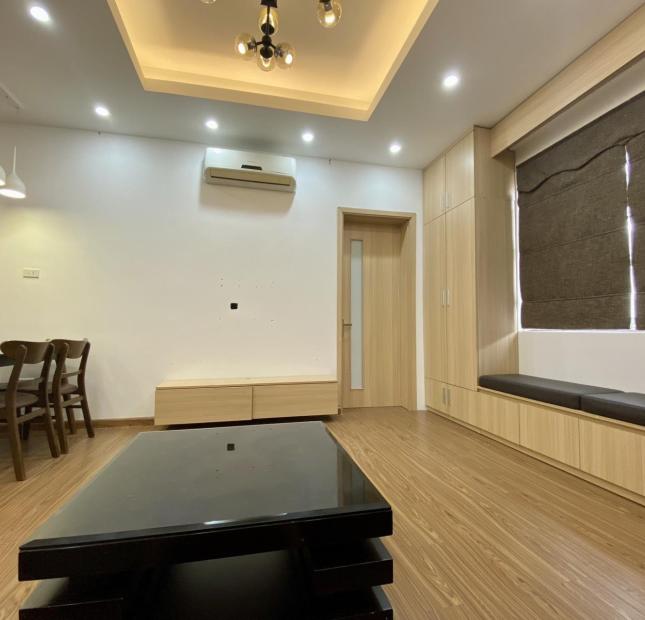 Chính chủ cần bán gấp CHCC 184 Hoàng Quốc Việt 68.5m 2pn thoáng mát đã sửa đẹp 2,85 tỷ 0988296228