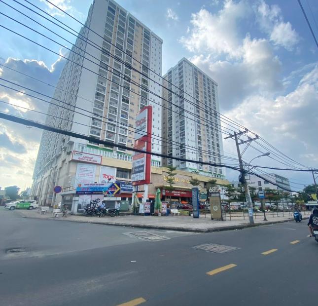 Bán nhà MT Cách Mạng Tháng Tám nôi dài , DT: 10x30m, 3 lầu giá 67 tỷ hđt: 200tr/ tháng