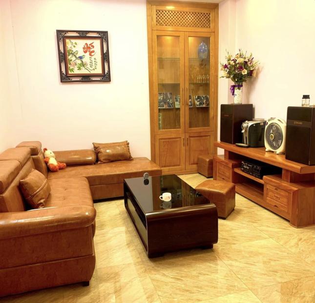 Bán nhà phân lô Hoàng Quốc Việt ,kinh doanh,Ôtô ,42m2x6Tầng-giá 7,58 tỷ