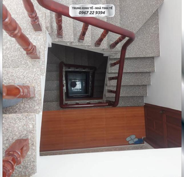 (UI THƠM) Anh Quý gửi nhà HXH Cống Lở, 5 x 19, 4T, chỉ hơn 7 tỷ, 0967229394