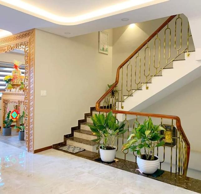 BIỆT THỰ ĐẸP XỊN SÒ , 2 MẶT HẺM XE HƠI HIẾM CÓ- GẦN MẶT TIỀN ĐƯỜNG - DIỆN TÍCH TO - CHỦ CHO LUÔN