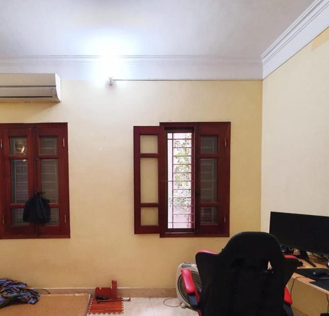 Nhà Chùa Bộc 40m Lô góc Kinh doanh Gần mặt phố Giá tốt