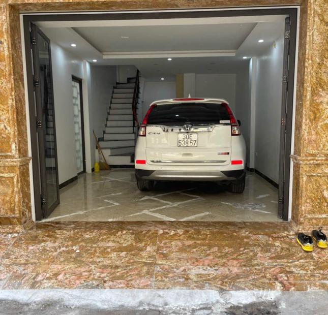 Bán nhà số 32 ngõ 61 Phùng Chí Kiên, ô tô vào nhà, 45.6m2, 6 tầng thang máy giá 8.6 tỷ