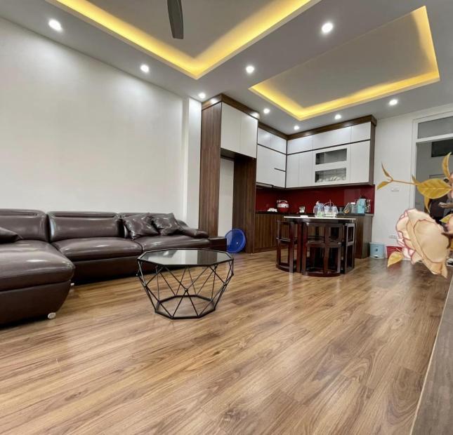 Bán nhà phố Nhuệ Giang, 45m2, đường ô tô tránh, giá hơn 8 tỷ