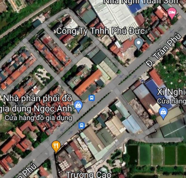 Cần bán nhà bà tầng mặt đường Trần Phú , TP Từ Sơn đang cho thuê kinh doanh 20 triệu / tháng  Diện tích 140 m2 mặt tiền 7m sổ đỏ chính chủ  LH : Em Hoa