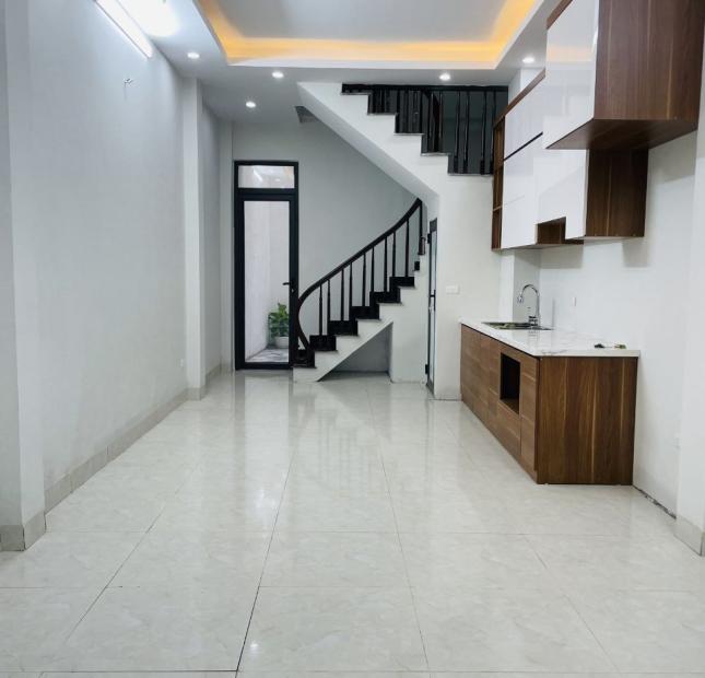 BÁN NHÀ TRƯỚC TẾT Ô CHỢ DỪA 45M2, 5 TẦNG