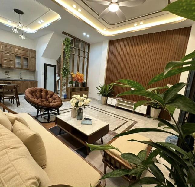 Bán nhà 3 tầng ngõ phố Vũ Hựu, ph Thanh Bình, TP HD, 42m2, 3 ngủ, thiết kế cực đẹp giá tốt