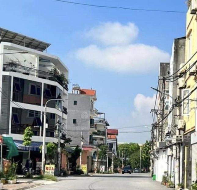 Bán đất dịch vụ 3.74ha Di Trạch khu đô thị Kim Chung - DT ngay vành đai 3.5 S 42m² 3,8m MT chỉ 2.9 tỷ.