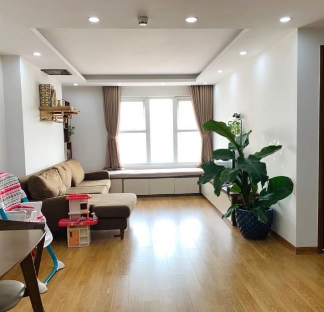 Cần bán gấp FLC Start Tower  CH 80m2 2 ngủ 2 vệ sinh giá 2tỷ3 LH 0333846866