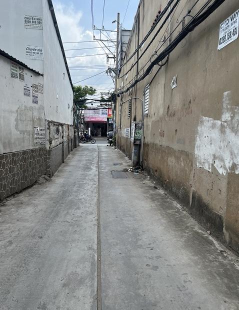 BÁN ĐẤT TẶNG NHÀ TẠI KP 16, BÌNH TRỊ ĐÔNG, BÌNH TÂN, GIÁ TỐT CHO NHÀ ĐẦU TƯ