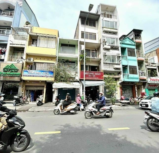 Bán nhà MT vị trí vàng 231 Đề Thám, phường Phạm Ngũ Lão, Quận 1, trệt 3 tầng