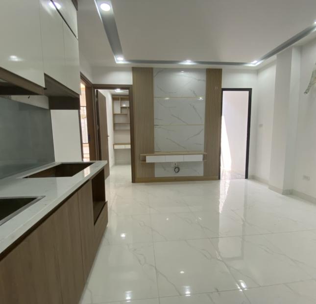 Bán Chung cư mini Giải Phóng siêu đẹp, rẻ, ở ngay gần Đường Chính 30 - 50m2. LH: 0983 169 020
