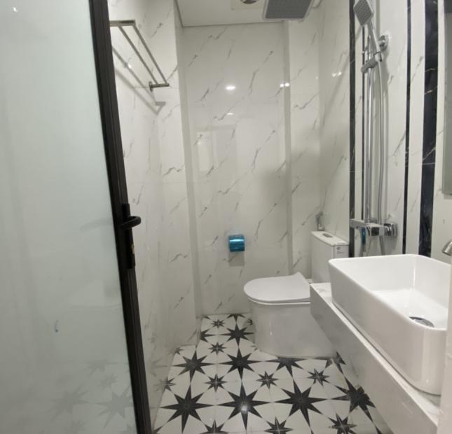 Bán Chung cư mini Giải Phóng siêu đẹp, rẻ, ở ngay gần Đường Chính 30 - 50m2. LH: 0983 169 020