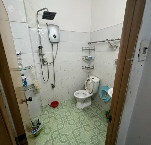 CHÍNH CHỦ CẦN BÁN Căn Nhà Đẹp Hẻm 8m Vị Trí Tại Quận Bình Tân, TPHCM