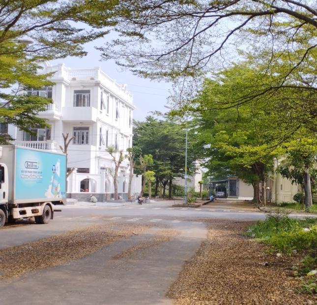 Cần bán Đất nền đẹp dự án Thời báo kinh tế, đường Bưng Ông Thoàn, Phường Phú Hữu, Diện tích 400m², Giá 42 Triệu/m²