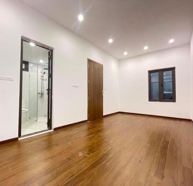 NHÀ ĐẸP LUNG LINH ĐÓN TẾT ĐỐNG ĐA 30M2