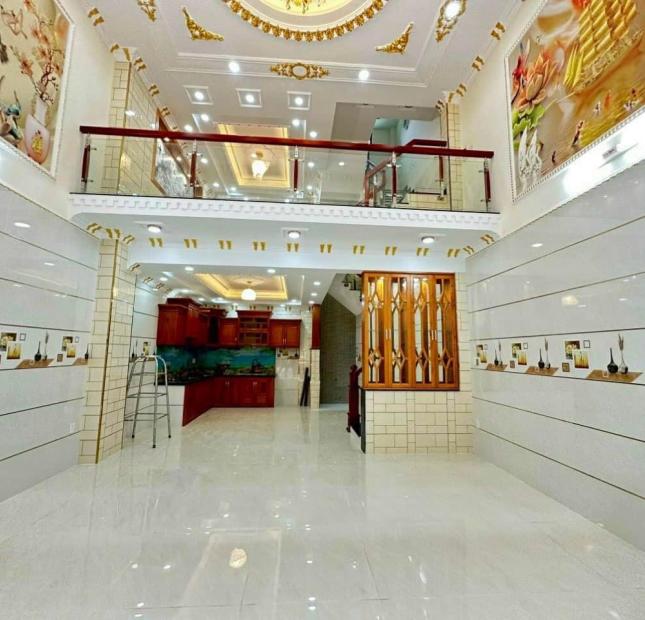 Bán nhà mặt tiền Phan Huy Ích, 82m2, ngang to 5.5m, KD VIP, view Emart 2, 11 tỷ.