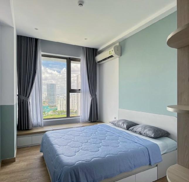 Sunrise City- 2pn 2wc - BAN CÔNG RỘNG- VIEW HỒ BƠI. Giá 4,8 tỷ. LH: 09.3456.9063
