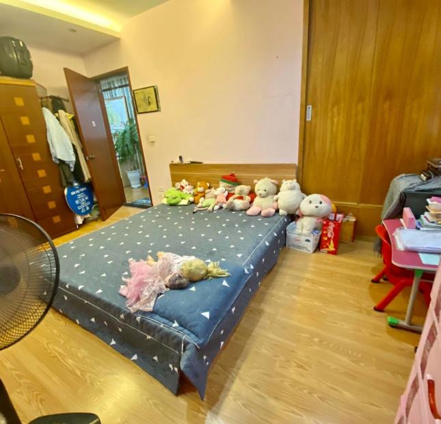 Bán chung cư PCC1 Triều Khúc, Thanh Xuân CĂN GÓC 85m2, 2 ngủ, 2 vs, nội thất vip chỉ nhỉnh 3 tỷ
