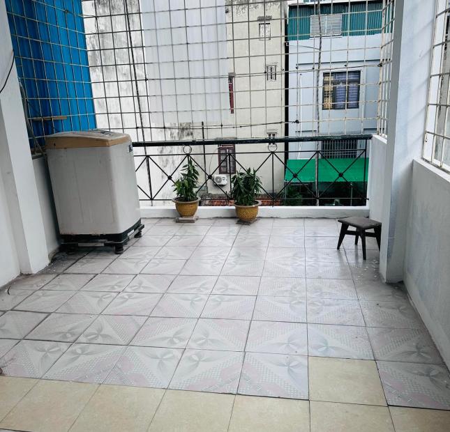 Bùi Ngọc Dương nhà đẹp, ngõ thông rộng, 52m2 x 4T. Gía 9.8 tỷ.